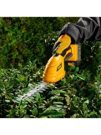 Ножницы-кусторез аккумуляторные  CGS-100, 18В Li-Ion Denzel по цене 6 620 руб. купить в Воронеже.