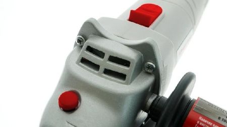 Болгарка (УШМ) Энергомаш УШМ-115 по цене 2 090 руб. купить в Воронеже.