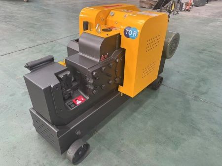 Станок для резки арматуры TOR GQ60 (Z) по цене 350 639 руб. купить в Воронеже.