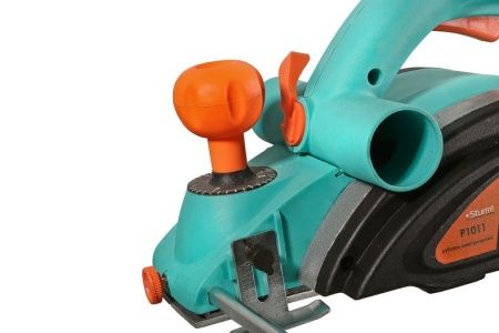 Рубанок P1011 Sturm! 1,1кВт, ширина 82мм,выборка четверти по цене 5 390 руб. купить в Воронеже.