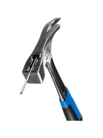 ЗУБР Профессионал 600 г, цельнокованый молоток кровельщика (20147-600) по цене 1 990 руб. купить в Воронеже.