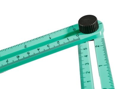 Линейка многофункциональная 4 части, копировальная, пластиковая Sturm! по цене 435 руб. купить в Воронеже.