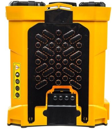 Опрыскиватель аккумуляторный Huter SP-16AC по цене 4 490 руб. купить в Воронеже.