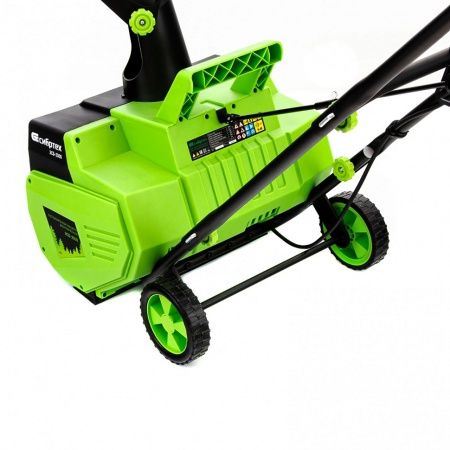 Снегоуборочная машина электрическая ЭСБ-2000, 2 кВт Сибртех по цене 20 724 руб. купить в Воронеже.