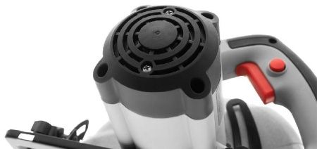 Циркулярная пила Энергомаш ЦП-185 по цене 5 490 руб. купить в Воронеже.