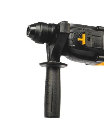 Перфоратор электрический RH-650-18, SDS-plus, 650 Вт, 2.0 Дж, 3 плюс 1 режим Denzel по цене 6 840 руб. купить в Воронеже.