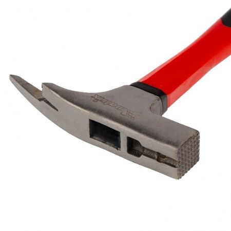 Молоток кровельщика "optimal", 600 г, фибергласовая обрезиненная рукоятка Matrix по цене 882 руб. купить в Воронеже.