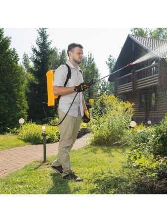 Опрыскиватель ранцевый аккумуляторный D-16LA, 16 л, 12 В, 8 Ач Denzel по цене 5 460 руб. купить в Воронеже.