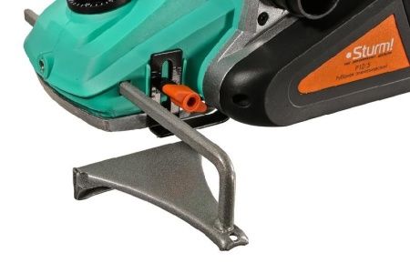 Рубанок P1015 Sturm! 1,5 кВт, шир 110мм, глуб 3,5мм, выборка четверти, возможность стац.крепления по цене 8 990 руб. купить в Воронеже.