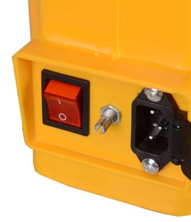 Опрыскиватель аккумуляторный Huter SP-12/8AC по цене 3 590 руб. купить в Воронеже.