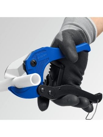 ЗУБР Т-500, до 42 мм, высокоточный труборез по металлопластиковым и пластиковым труб, Профессионал (23701-42) по цене 1 010 руб. купить в Воронеже.