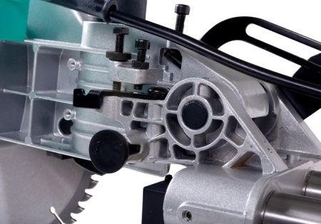 Торцовочная пила Sturm! MS5525S по цене 28 440 руб. купить в Воронеже.