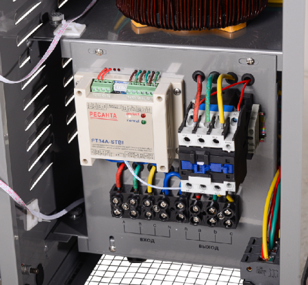 Стабилизатор напряжения РЕСАНТА АСН-15000/3-Ц по цене 49 890 руб. купить в Воронеже.