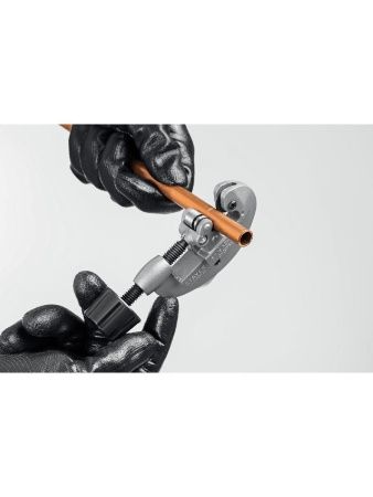 STAYER Universal-28, 3 - 28 мм, труборез для меди и алюминия, Professional (2340-28) по цене 500 руб. купить в Воронеже.