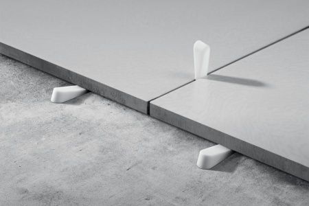 STAYER 9мм клинья для плитки, большие, 50шт по цене 53 руб. купить в Воронеже.