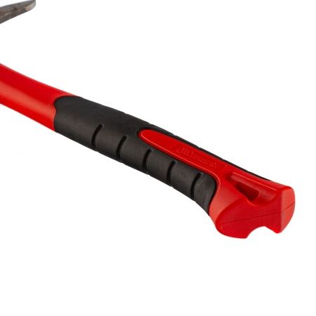 Молоток кровельщика "optimal", 600 г, фибергласовая обрезиненная рукоятка Matrix по цене 882 руб. купить в Воронеже.