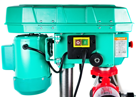 Станок сверлильный BD7037 Sturm, 0,37кВт, 5 скоростей, патрон 13мм по цене 12 990 руб. купить в Воронеже.