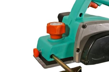 Рубанок P1075 Sturm! 0,75кВт, ширина 82мм по цене 4 490 руб. купить в Воронеже.