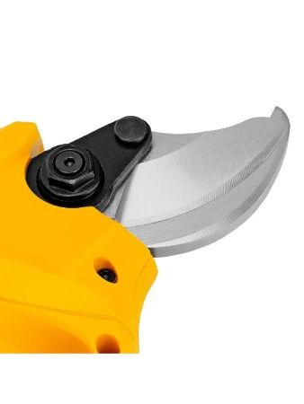 Секатор аккумуляторный CP-30-0, 18В Li-Ion Denzel по цене 8 510 руб. купить в Воронеже.