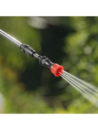 Опрыскиватель ранцевый аккумуляторный D-16LA, 16 л, 12 В, 8 Ач Denzel по цене 5 460 руб. купить в Воронеже.