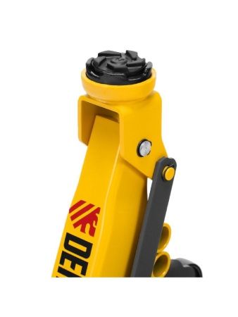 Домкрат гидравлический подкатной с фиксатором, 2 т, 130-330 мм, в кейсе Denzel по цене 5 520 руб. купить в Воронеже.