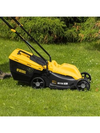 Газонокосилка электрическая GM-1100, 1100 Вт, шир. 32 см, 3 уров., травосб. 30 л Denzel по цене 10 140 руб. купить в Воронеже.