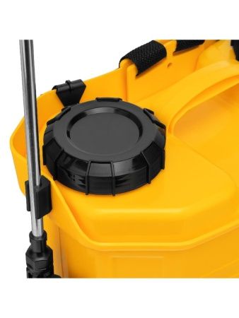 Опрыскиватель ранцевый аккумуляторный D-16LA, 16 л, 12 В, 8 Ач Denzel по цене 5 460 руб. купить в Воронеже.