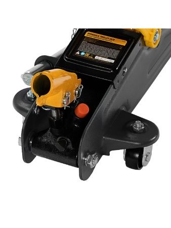 Домкрат гидравлический подкатной с фиксатором, 2 т, 130-330 мм Denzel по цене 5 000 руб. купить в Воронеже.