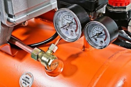 Компрессор воздушный масляный ВКС-9315С  СОЮЗ, 1,5кВт, 210л/мин, ресивер 24 л, прямой привод по цене 11 990 руб. купить в Воронеже.