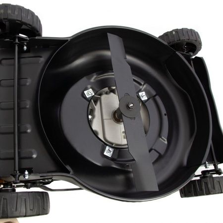 Газонокосилка бензиновая GLD-420, 146 см3, ширина 42 см, 40 л Denzel по цене 30 280 руб. купить в Воронеже.