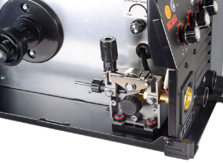 Сварочный полуавтомат многофункциональный Ресанта САИПА-200МФ (MIG/MAG/TIG) по цене 37 690 руб. купить в Воронеже.