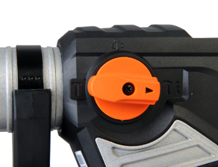 Перфоратор SDS Plus Sturm! RH2518 по цене 11 990 руб. купить в Воронеже.