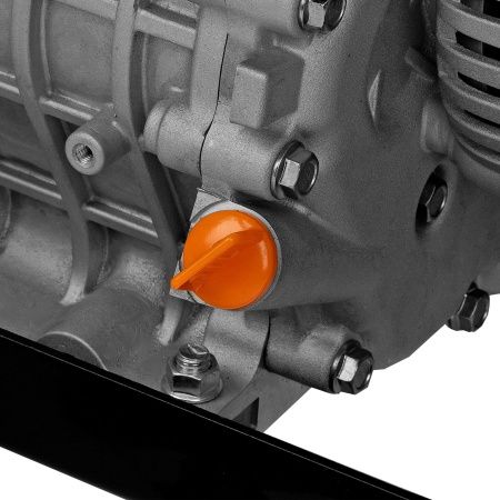 Генератор дизельный DES-55, 5,5 кВт, 230 В, 11 л, ручной стартер Denzel по цене 89 700 руб. купить в Воронеже.