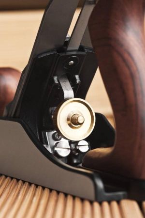 KRAFTOOL A4 Premium рубанок металлический 260x60 мм. по цене 15 700 руб. купить в Воронеже. KRAFTOOL A4 Premium рубанок металлический 260x60 мм. по цене 15 700 руб. купить в Воронеже.