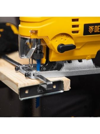 Лобзик электрический JS-80, 650 Вт, 80 мм Denzel по цене 5 060 руб. купить в Воронеже.