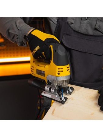 Лобзик электрический JS-110, 750 Вт, 110 мм Denzel по цене 7 820 руб. купить в Воронеже.