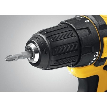 STEHER 12 В, 40 Н·м, 2 АКБ (2 А·ч), бесщеточная дрель-шуруповерт, кейс (CDB-120-2) по цене 3 720 руб. купить в Воронеже.