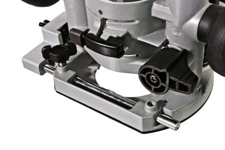 Аккумуляторный фрезер Sturm! CER1803 1BatterySystem по цене 13 490 руб. купить в Воронеже.