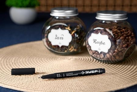 Экстра тонкий перманентный маркер ЗУБР, 0,5 мм, черный, МП-50, серия Профессионал по цене 46 руб. купить в Воронеже.