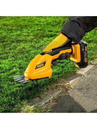 Ножницы-кусторез аккумуляторные  CGS-100, 18В Li-Ion Denzel по цене 6 620 руб. купить в Воронеже.