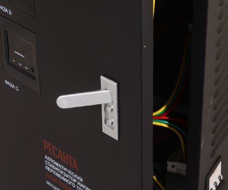 Стабилизатор напряжения РЕСАНТА АСН-9000/3-ЭМ по цене 59 090 руб. купить в Воронеже.