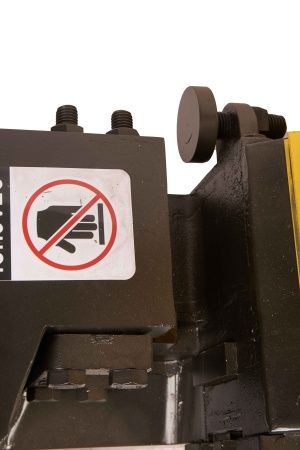 Станок для резки арматуры TOR GQ50-Q (E) по цене 231 082 руб. купить в Воронеже.