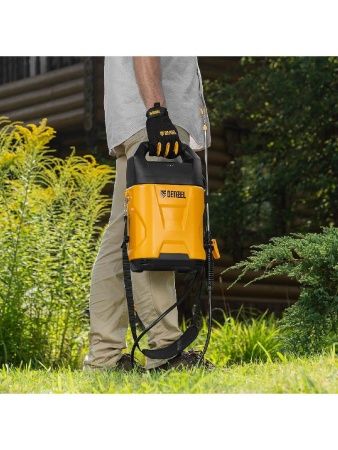 Опрыскиватель аккумуляторный D-5LI, 5 л, Li-Ion акк., 12 В, 2 Ач Denzel по цене 4 570 руб. купить в Воронеже.