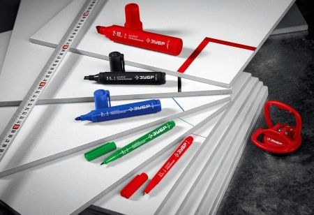 Экстра тонкий перманентный маркер ЗУБР, 0,5 мм, черный, МП-50, серия Профессионал по цене 46 руб. купить в Воронеже.